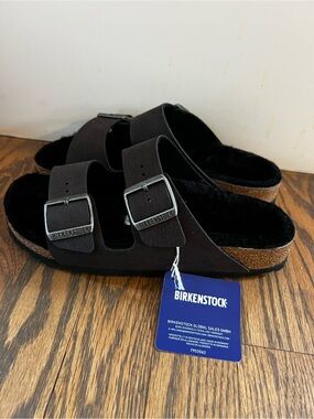New Birkenstock Arizona Two-Strap Sandal in Black Cork Footbed Fur